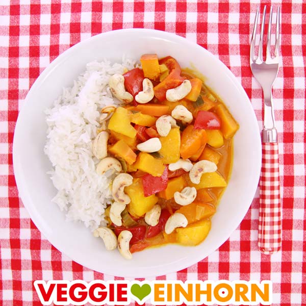 Veganes Curry mit Kürbis und Mango
