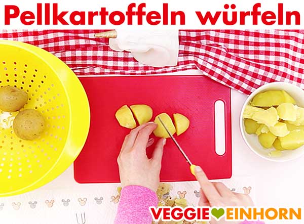 Pellkartoffeln würfeln
