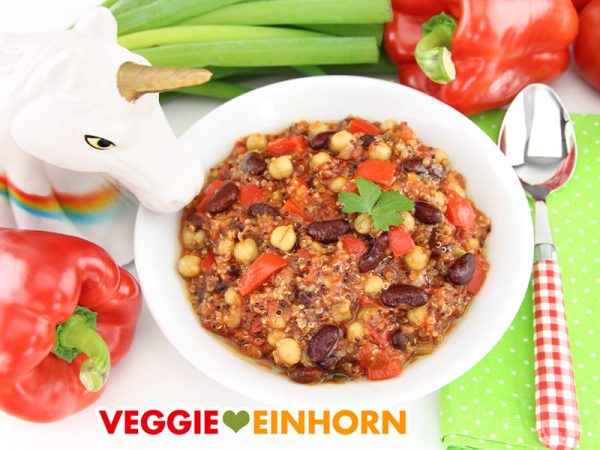 Veganer Kidneybohnen-Eintopf mit Kichererbsen und Quinoa | Rezept mit Video