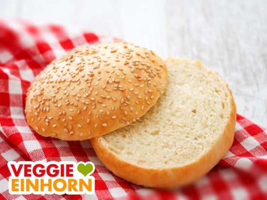Vegane Burgerbrötchen backen [SO EINFACH GEHT&amp;#39;S ]