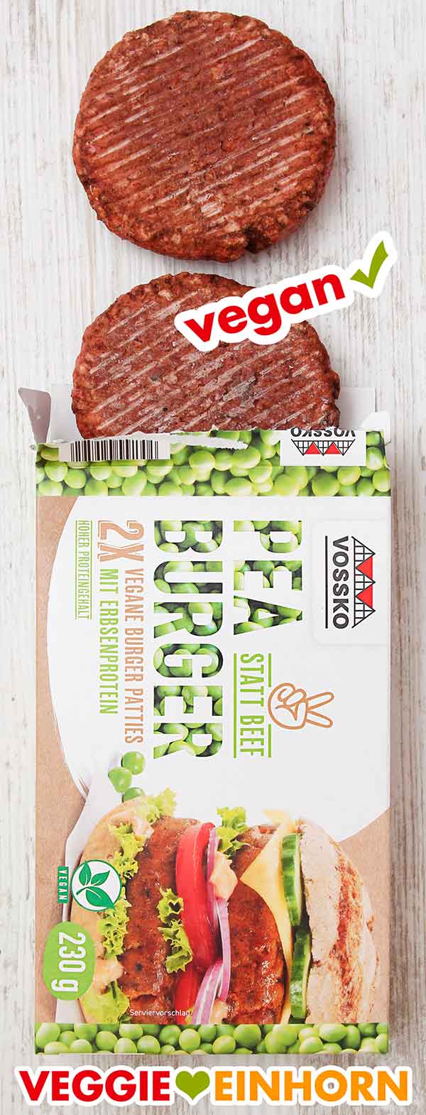 Zwei tiefgefrorene Pea Burger Patties und die geöffnete Verpackung