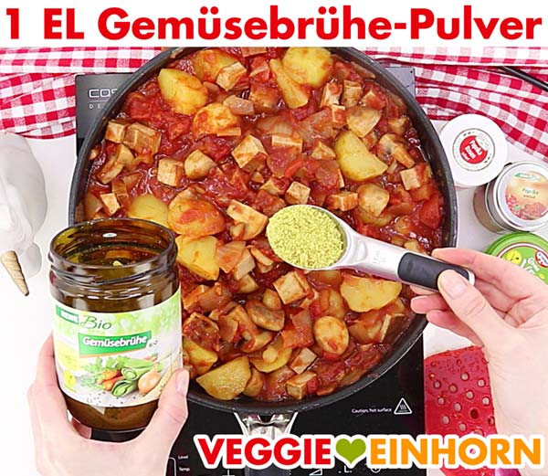 Tofu Gulasch würzen mit Gemüsebrühe Pulver