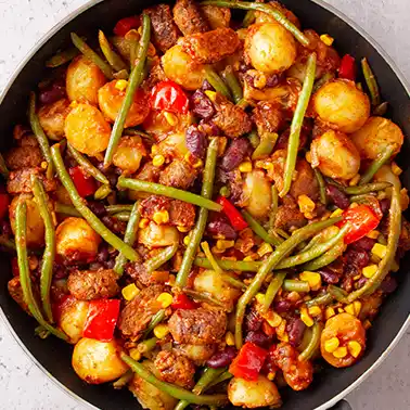 Vegane Westernpfanne mit kleinen Kartoffeln als Symbolbild für die Kategorie einfache vegane Rezepte