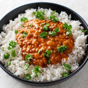 Einfaches veganes Linsencurry mit Currypaste