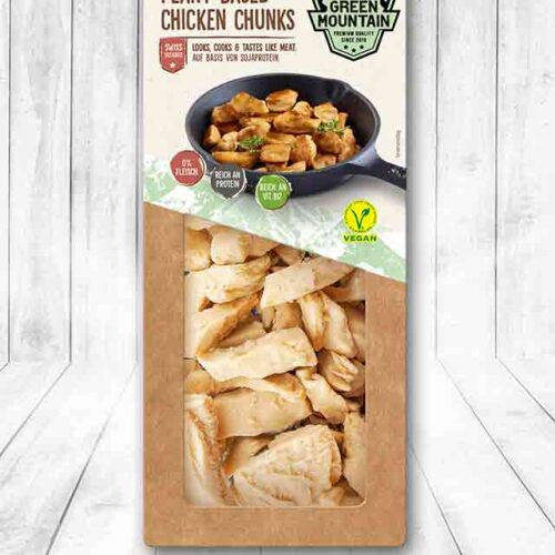 Eine Packung Plant-based Chicken Chunks von The Green Mountains