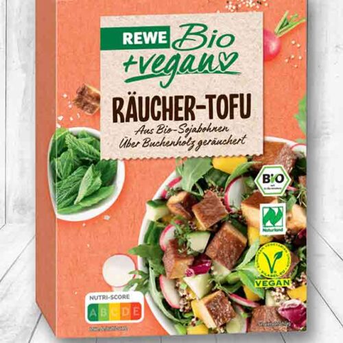 Eine Packung Räuchertofu von REWE Bio