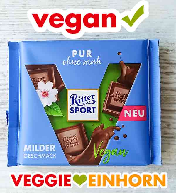 Eine Tafel vegane Schokolade von Ritter Sport Pur ohne muh