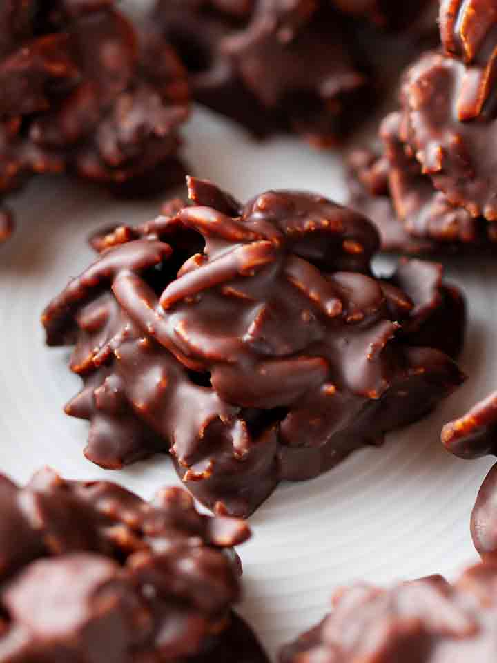 Nahaufnahme von veganen Schoko Crossies