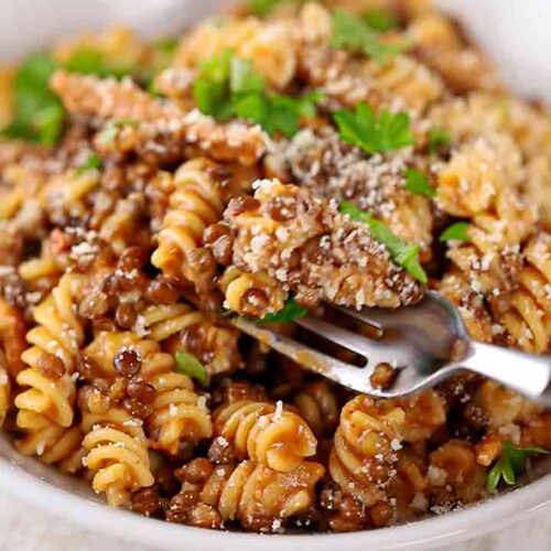 Teller mit Pasta e Lenticchie
