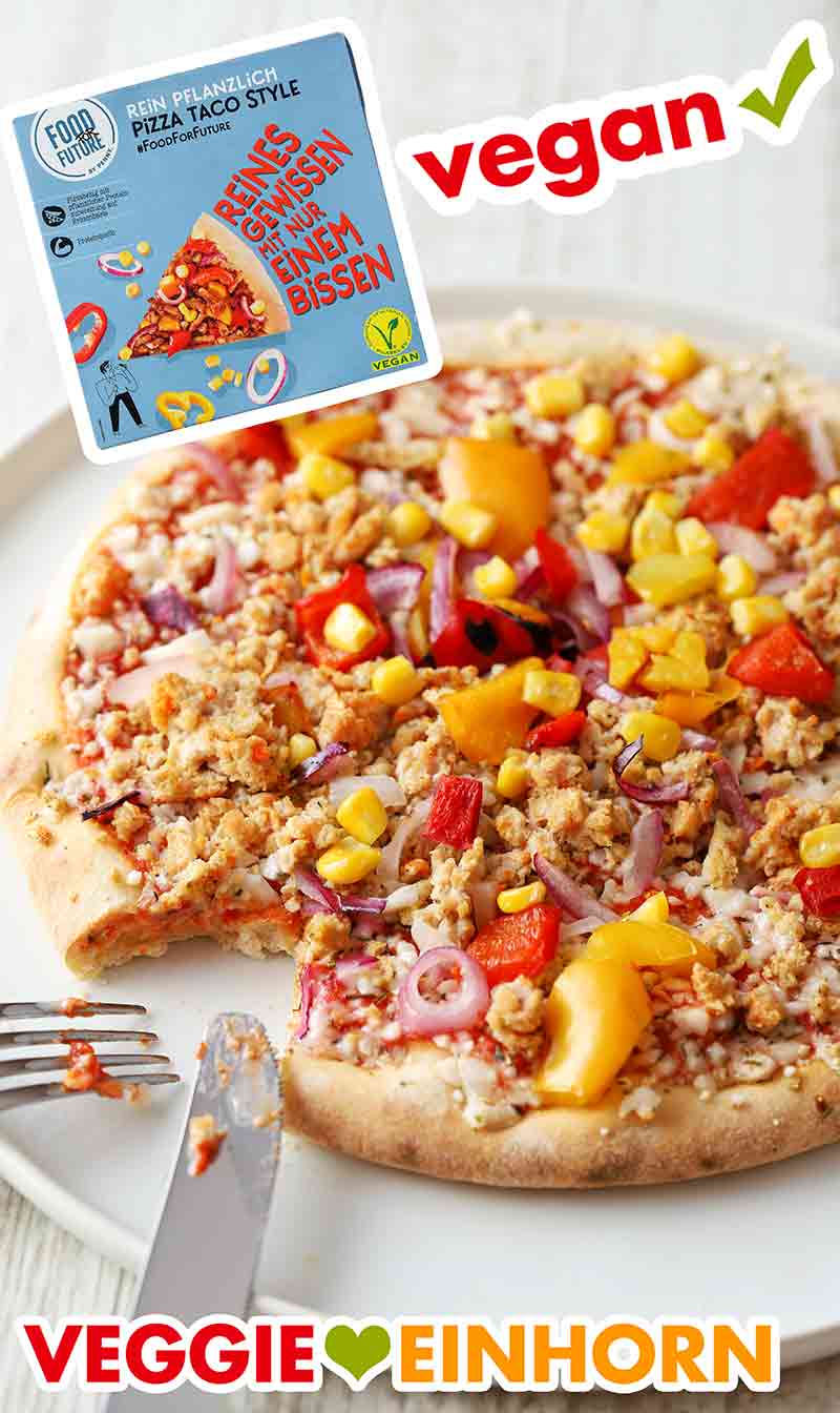 Vegane Pizza Taco Style von Penny auf einem Teller