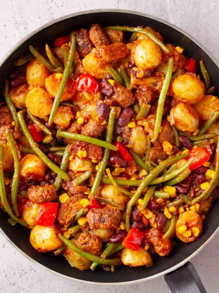 Schnelle vegane Haferflockenkekse mit Mandeln