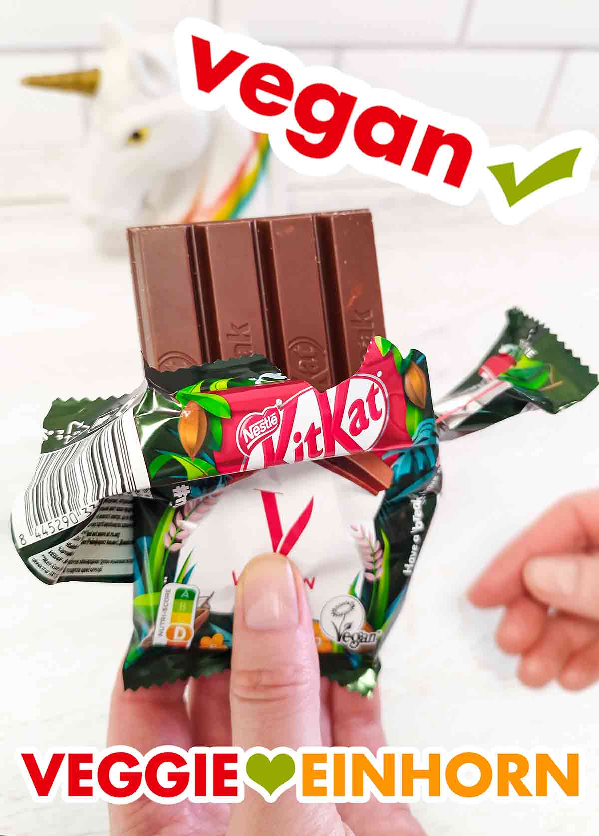 Veganes KitKat in der geöffneten Folie